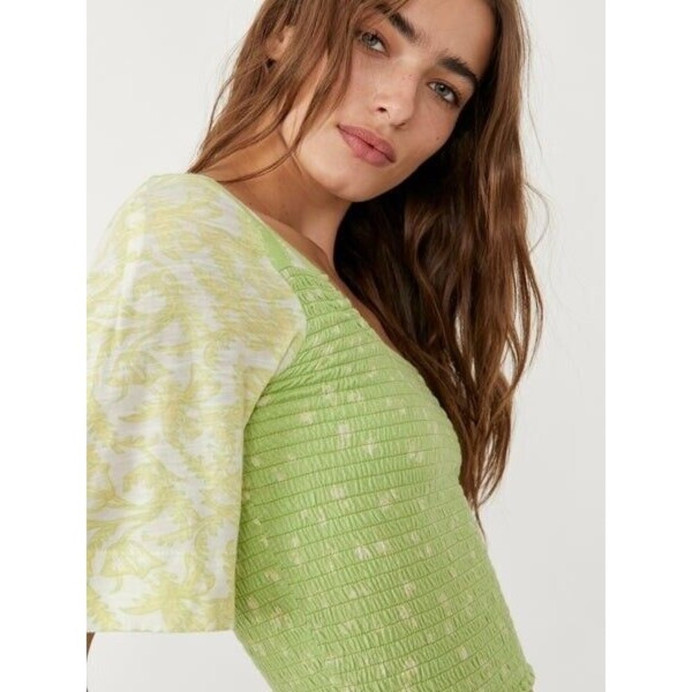 NWT✨Free People 🦋 Marigold Smocked Tee Blouse Key Lime Green Combo Floral XL - Picture 5 of 9